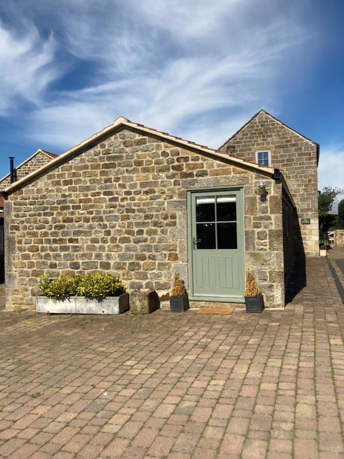 The Stable Hotel Harrogate Bagian luar foto