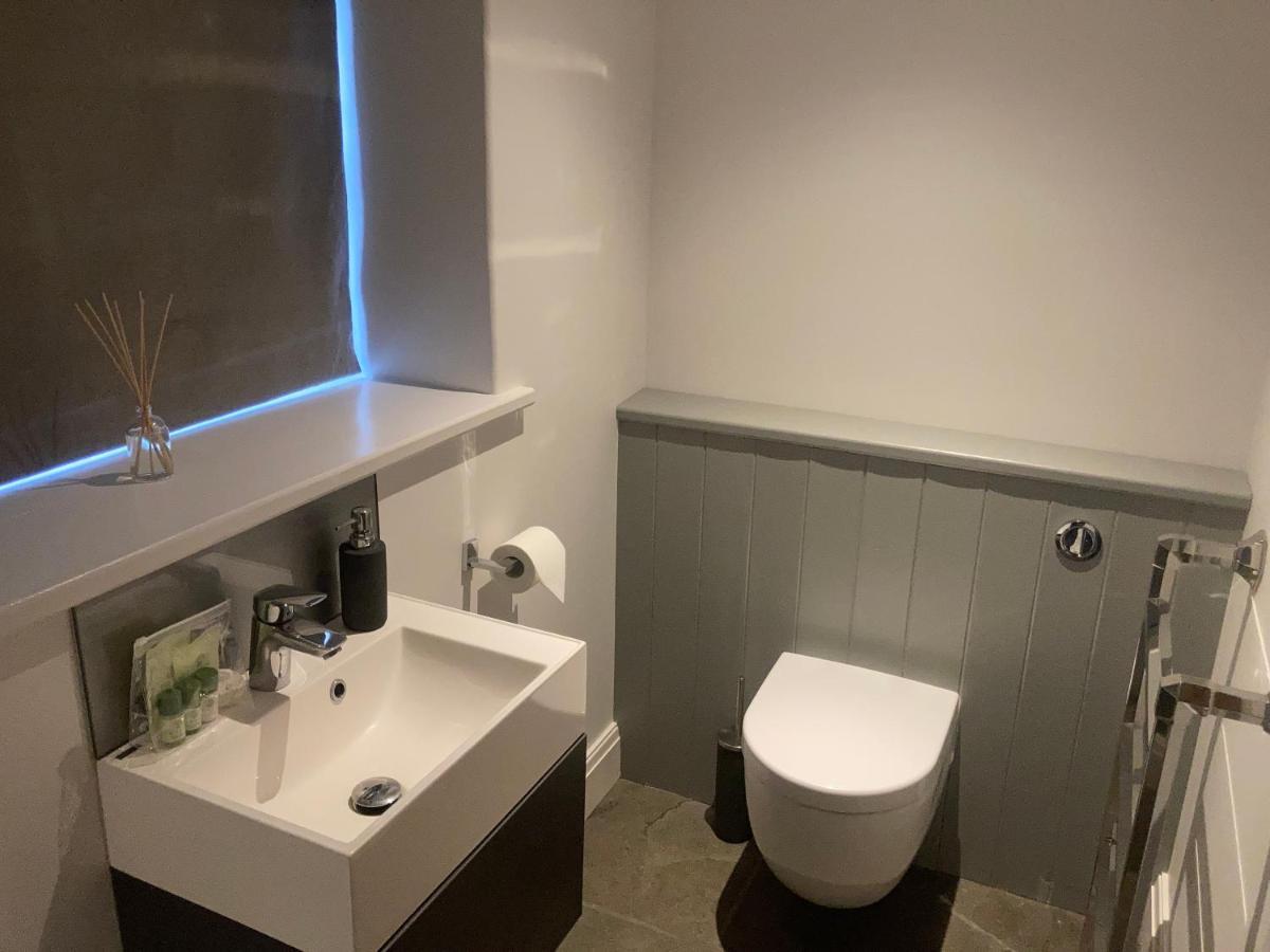 The Stable Hotel Harrogate Bagian luar foto