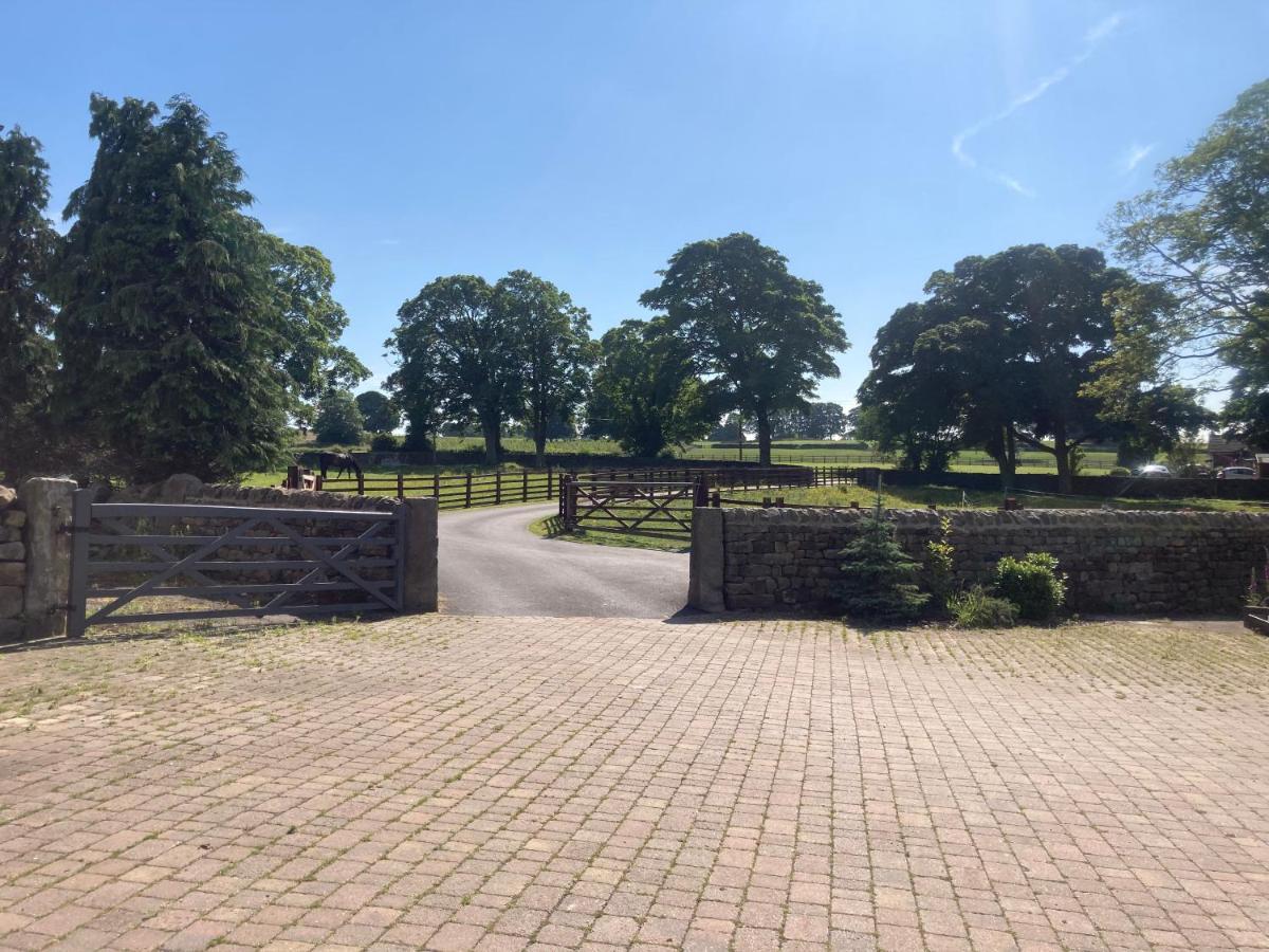 The Stable Hotel Harrogate Bagian luar foto